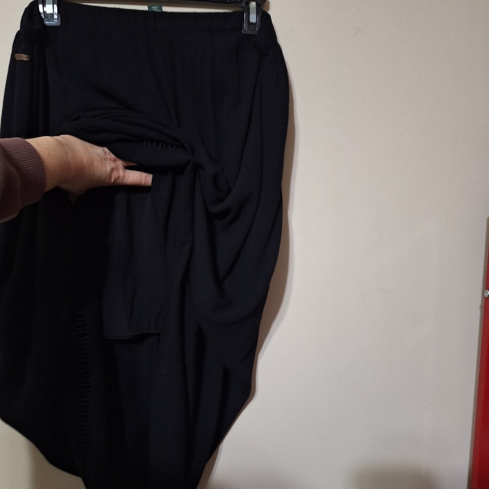 Roots Canada Black Rayon Maxi Skirt L Quiet Luxury Boho Festival Long Eyelet Hem - Picture 9 of 12